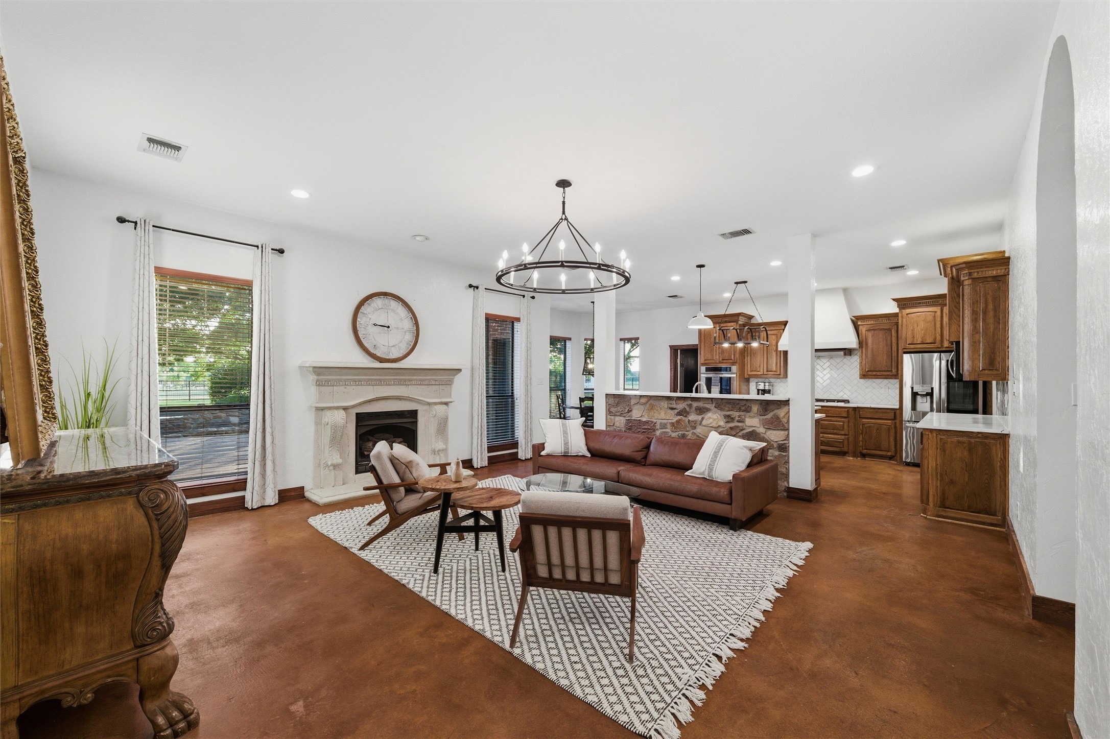 5079 April Lane Waxahachie TX 75165