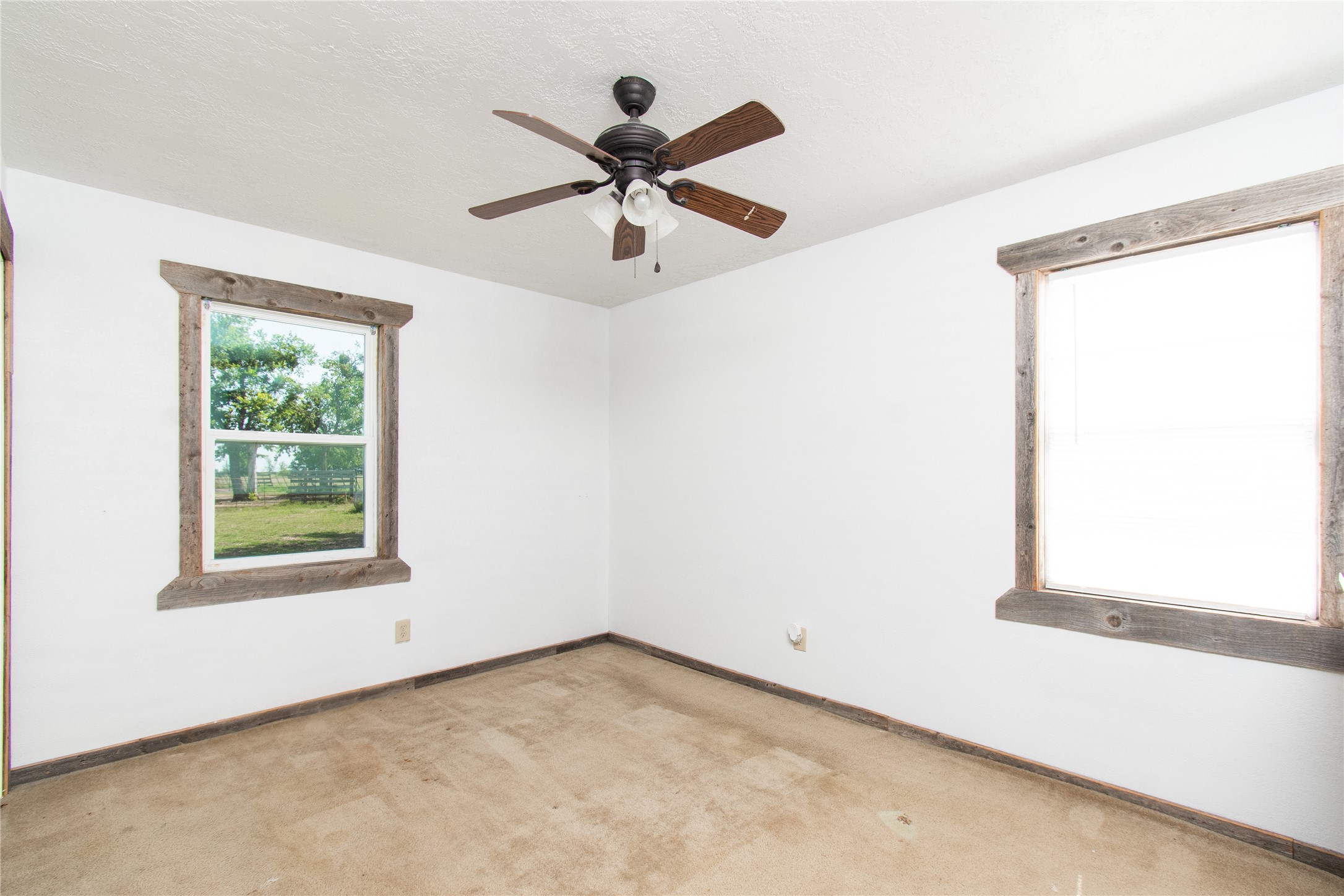 8490 E Us Highway 190 Rogers TX 76569