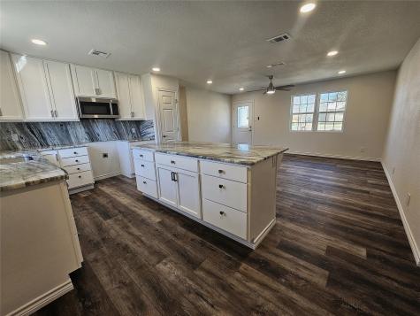 910 Willow Pond Road Groesbeck TX 76642
