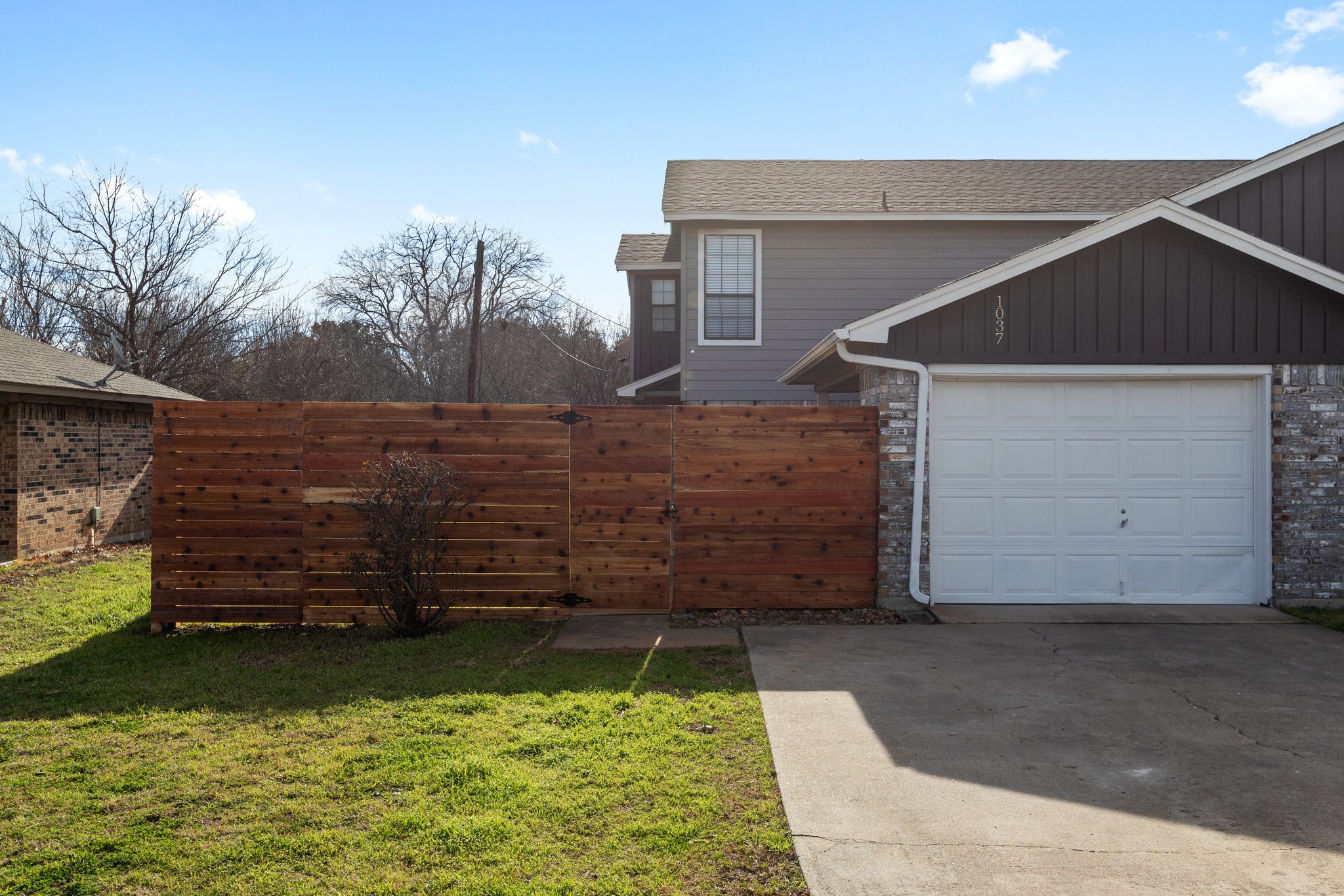 1037 Cottonwood Trail Benbrook TX 76126
