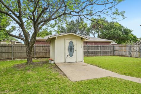 10404 Maria Drive Fort Worth TX 76108