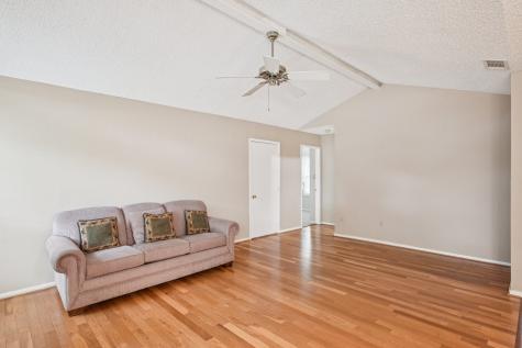 10404 Maria Drive Fort Worth TX 76108