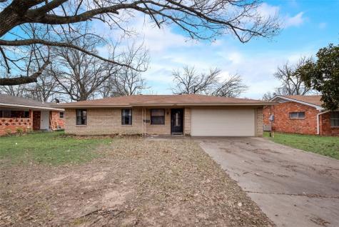 2405 W 5th Avenue Corsicana TX 75110