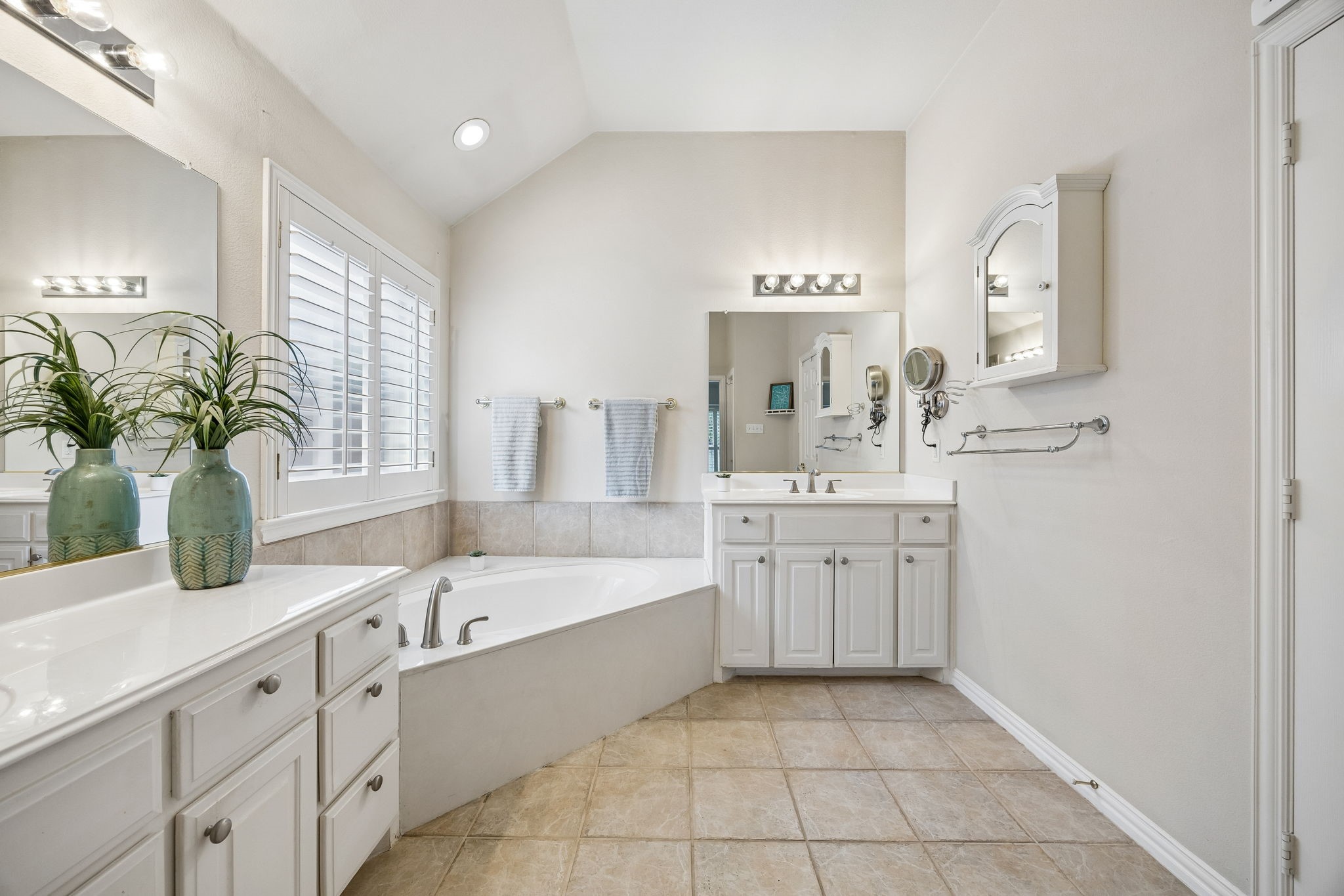 2810 Meadowside Drive Mckinney TX 75071