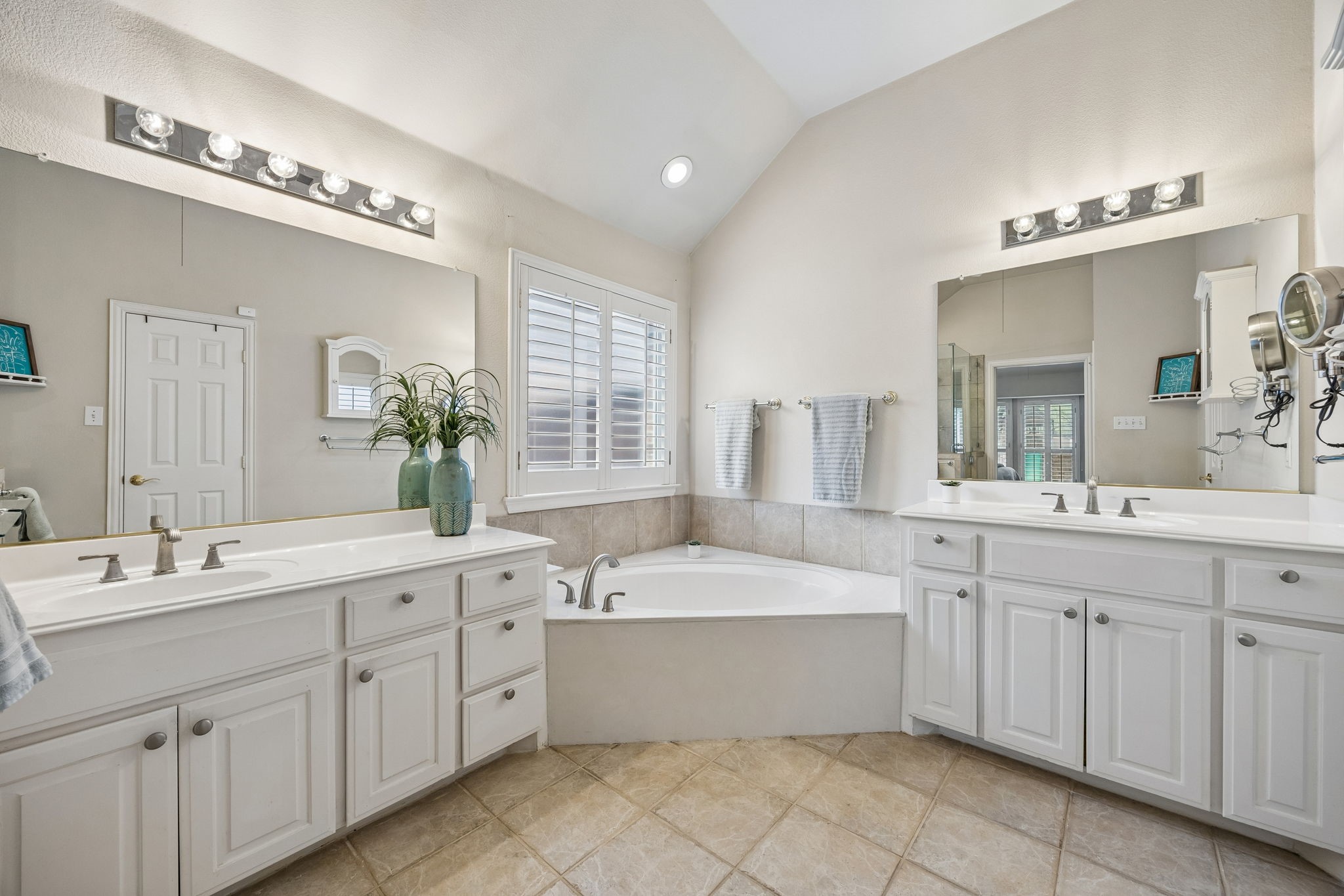 2810 Meadowside Drive Mckinney TX 75071