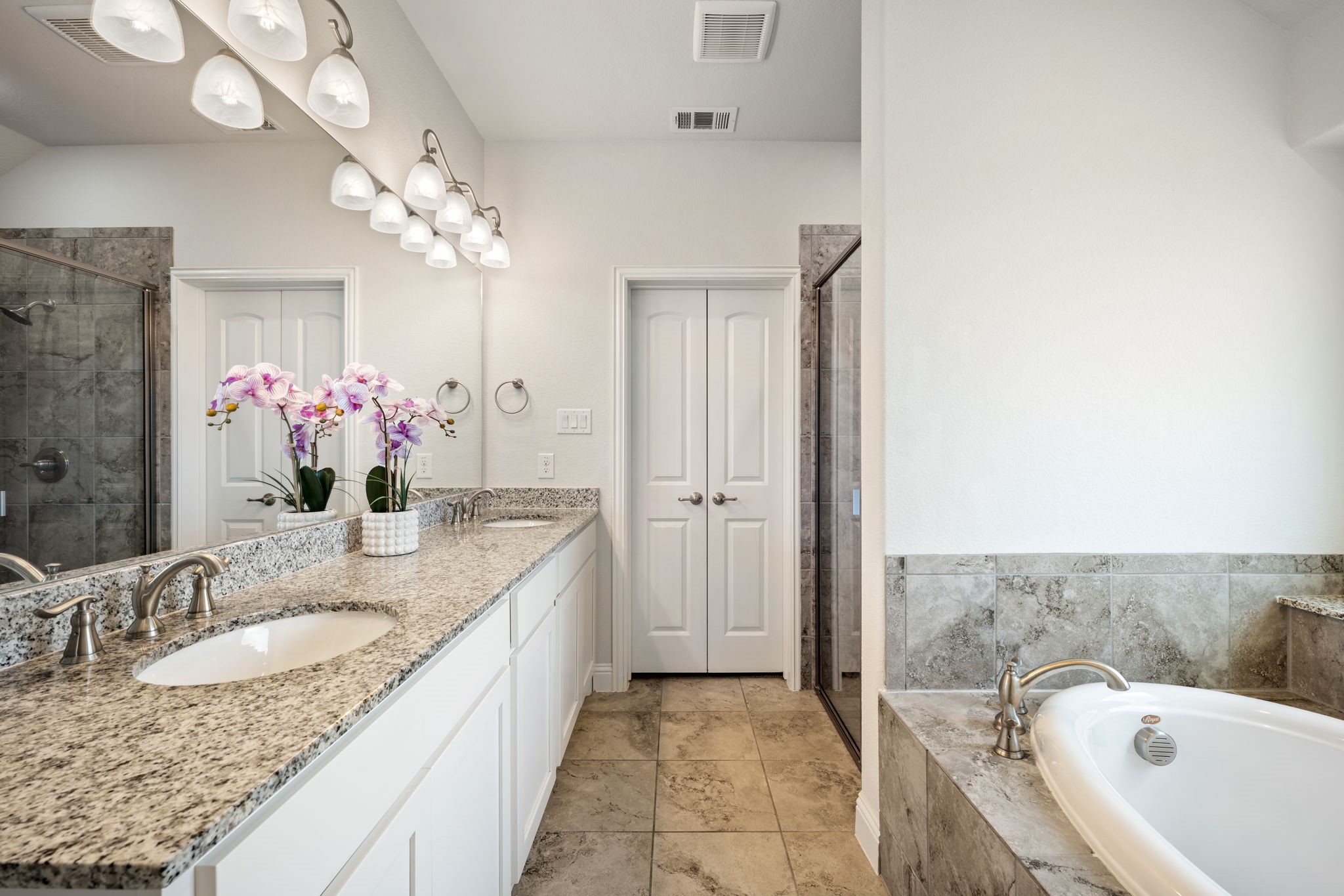 605 Roscoe Drive Midlothian TX 76065
