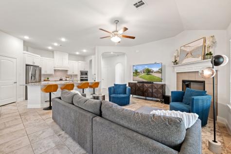 605 Roscoe Drive Midlothian TX 76065