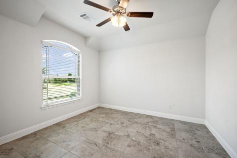 605 Roscoe Drive Midlothian TX 76065