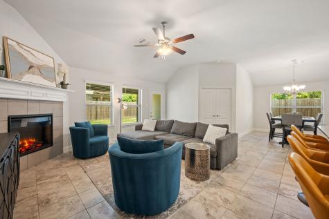 605 Roscoe Drive Midlothian TX 76065