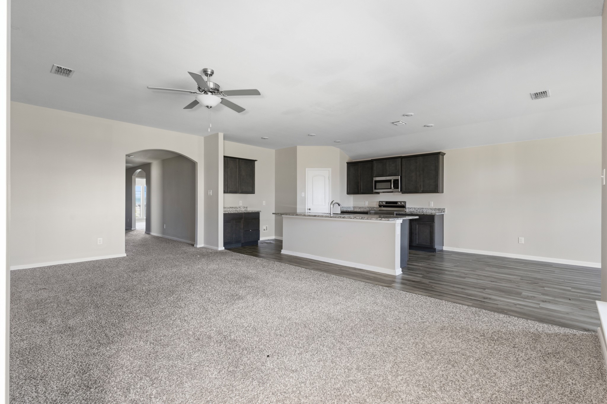 627 Aqueduct Drive Seagoville TX 75159