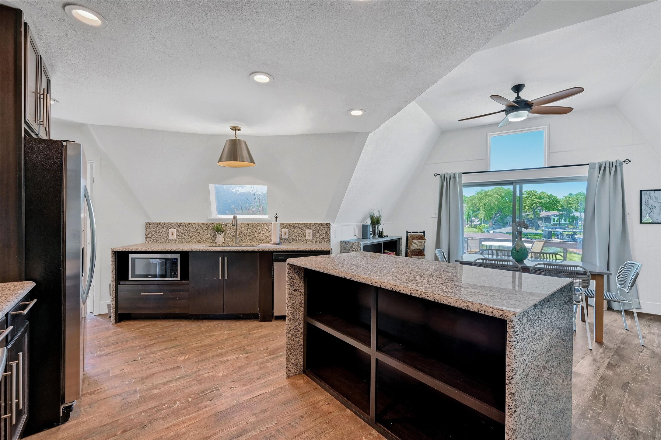 114 E Seminole Drive Lake Kiowa TX 76240