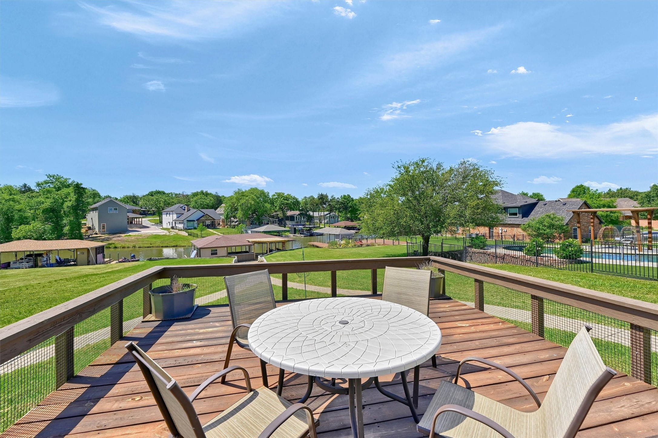 114 E Seminole Drive Lake Kiowa TX 76240