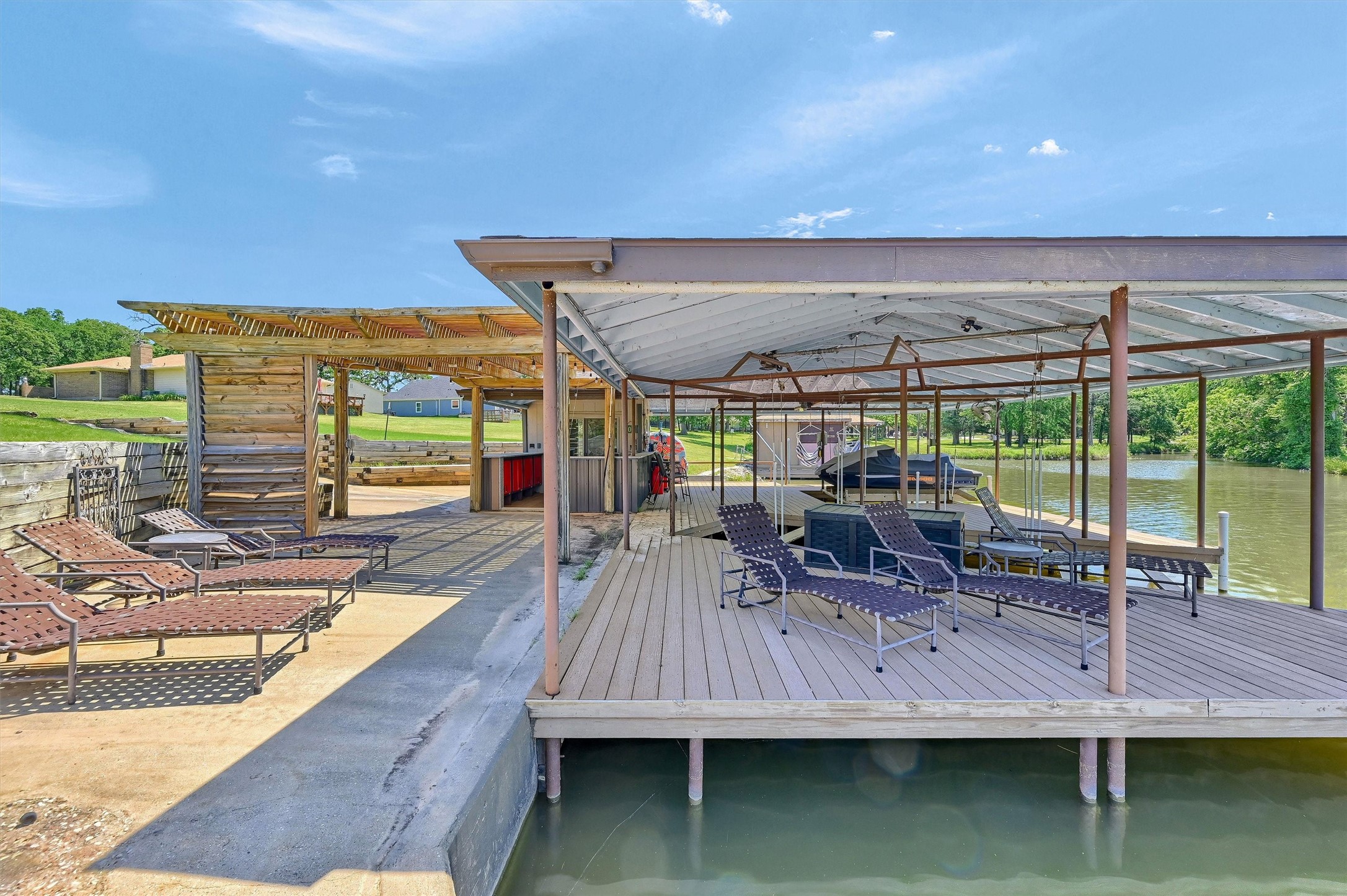114 E Seminole Drive Lake Kiowa TX 76240