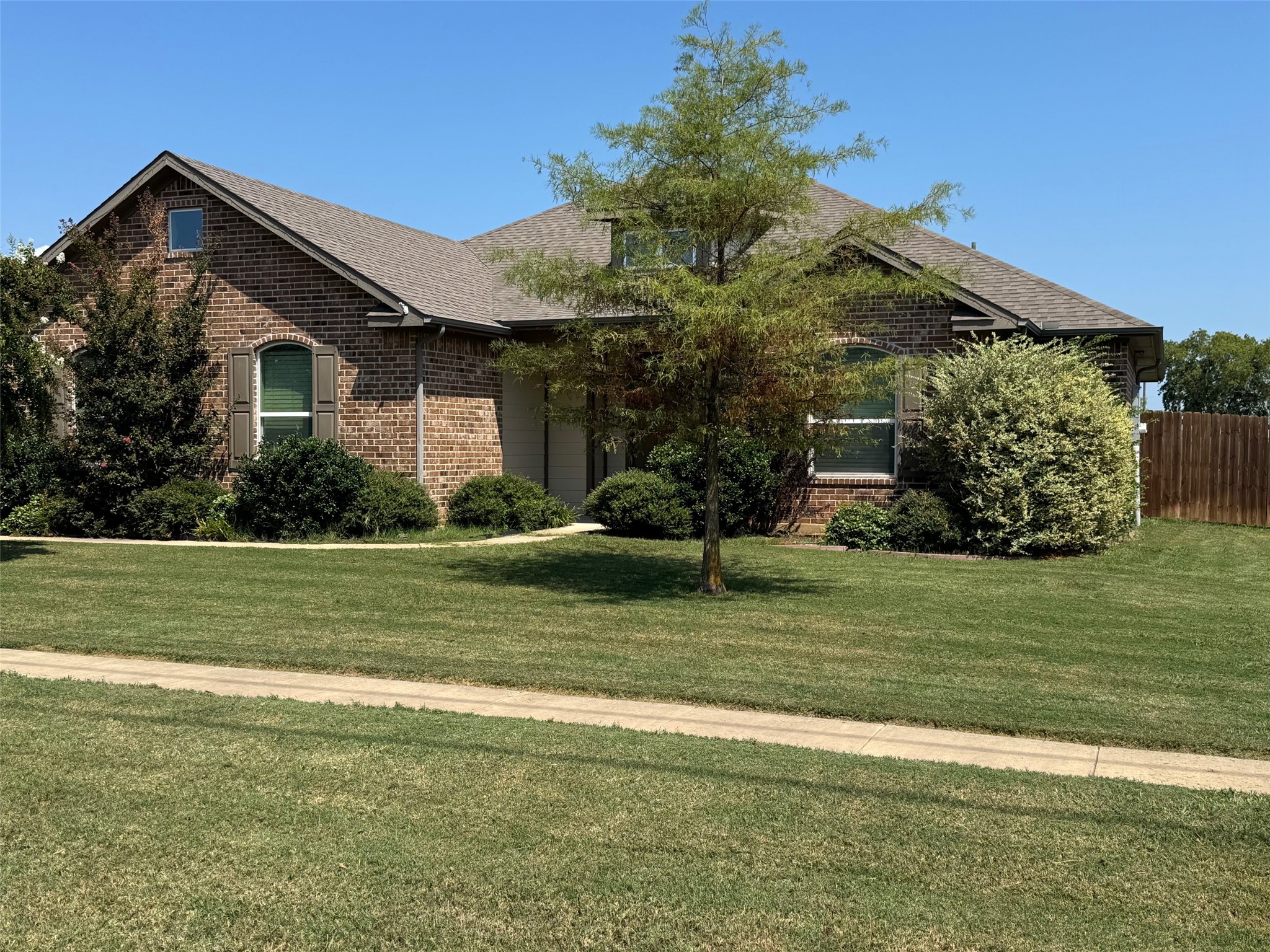 792 E Northside Drive Pilot Point TX 76258