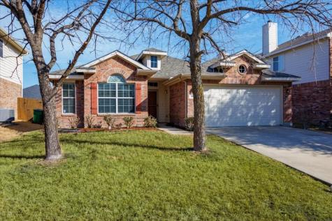 205 Stampede Street Waxahachie TX 75165