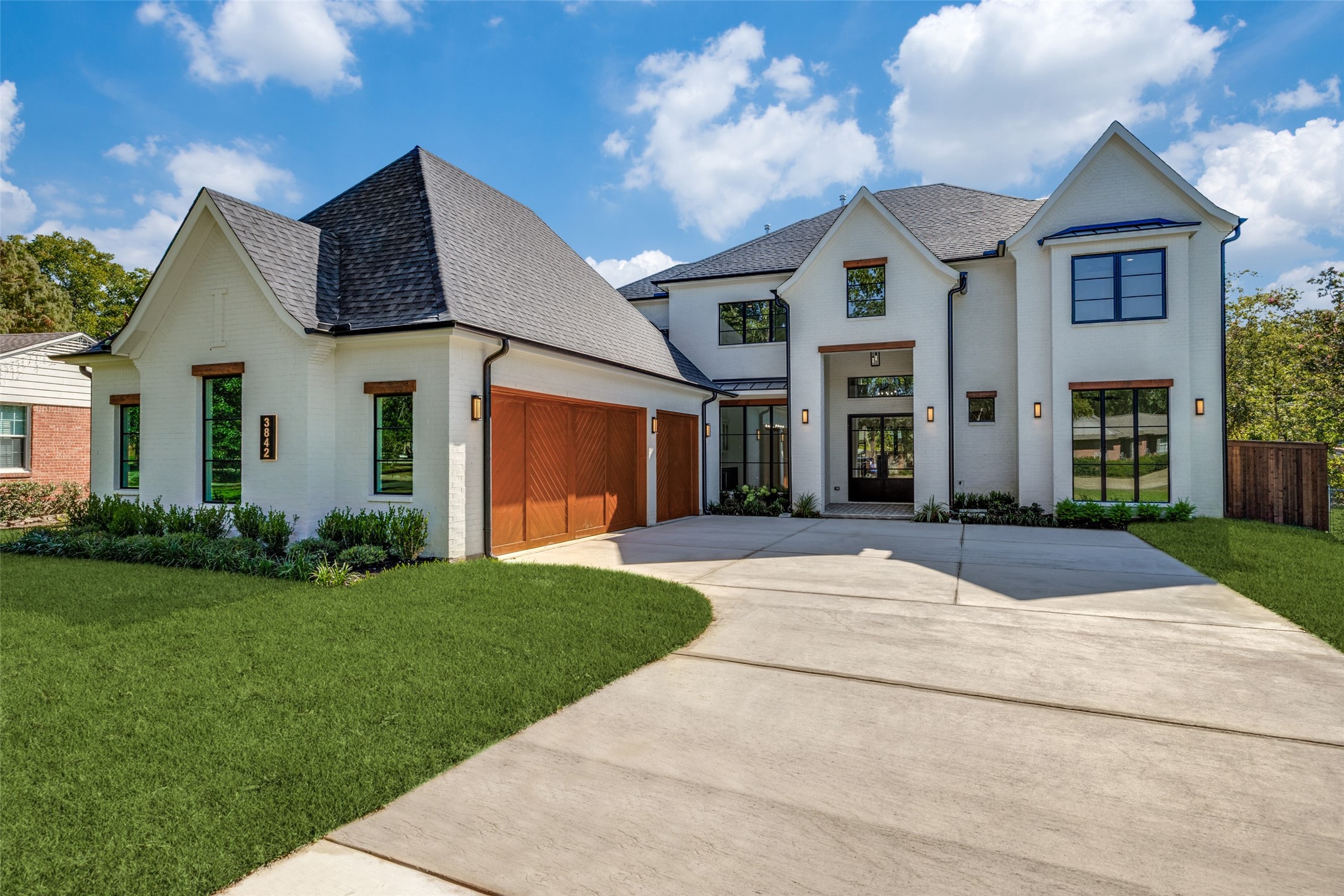 3842 Eaton Drive Dallas TX 75220