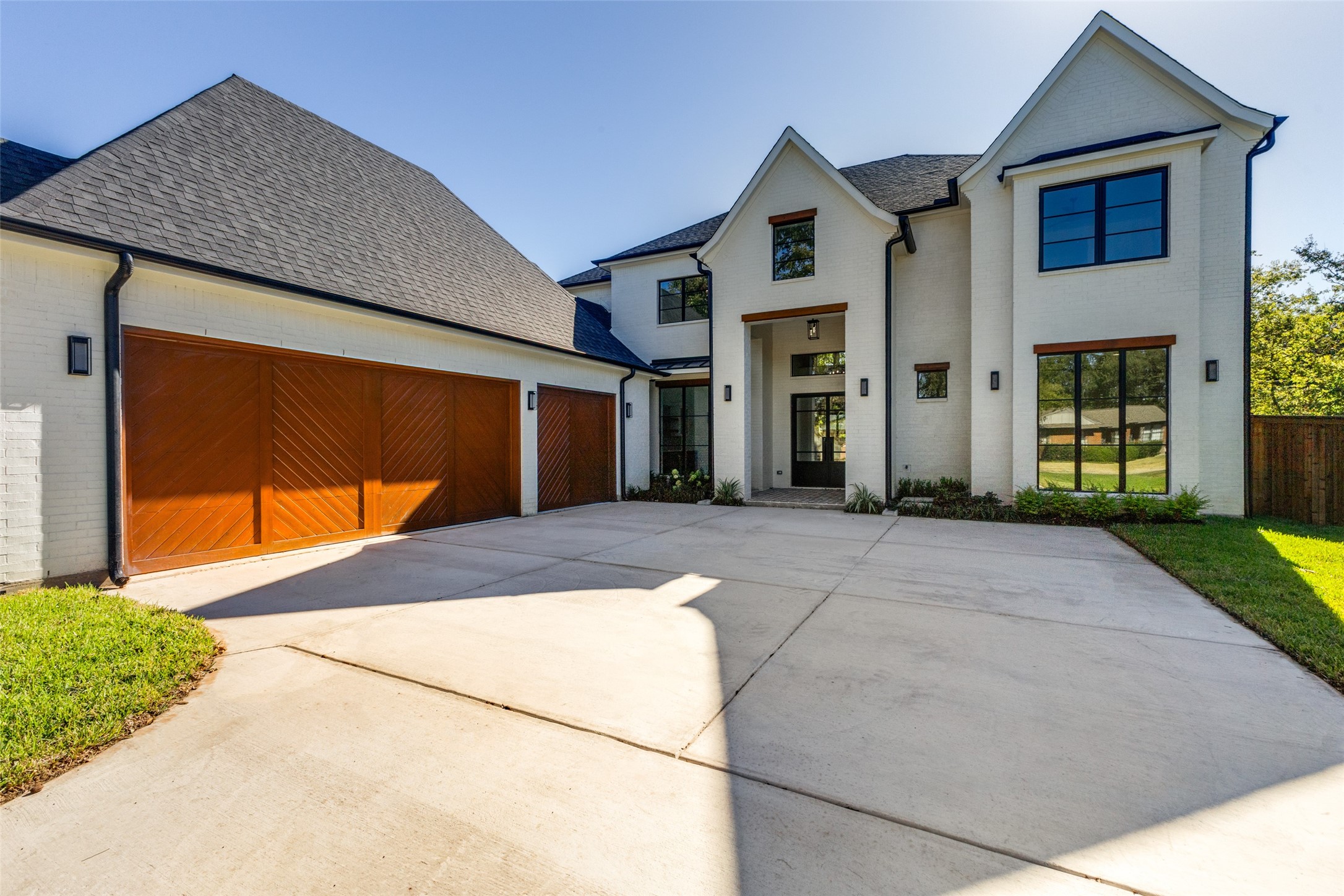 3842 Eaton Drive Dallas TX 75220