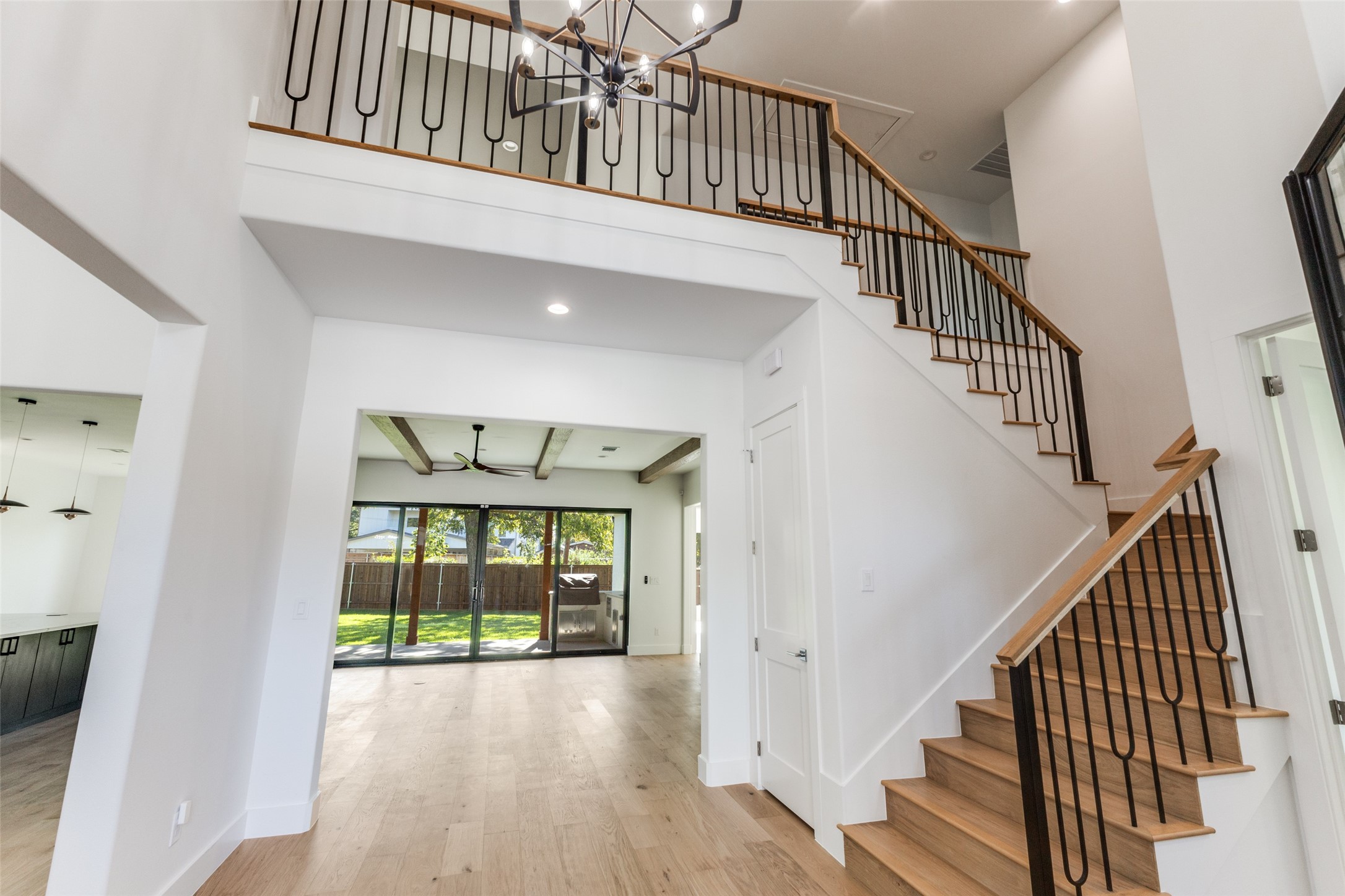 3842 Eaton Drive Dallas TX 75220