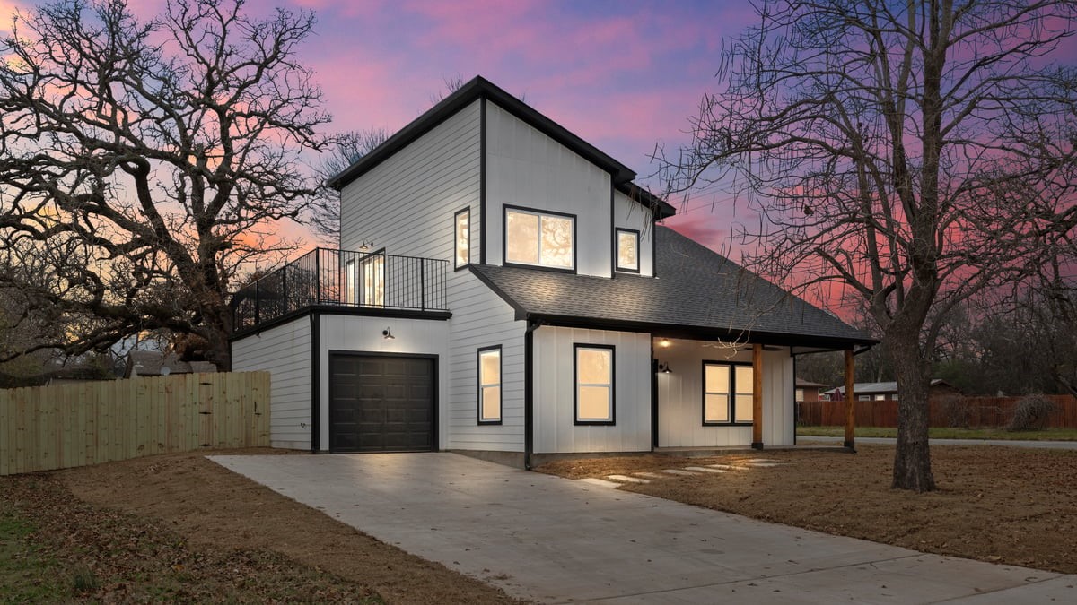 1228 S Rusk Street W Sherman TX 75090