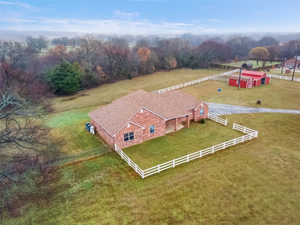 1826 N Fm 1655 Alvord TX 76225