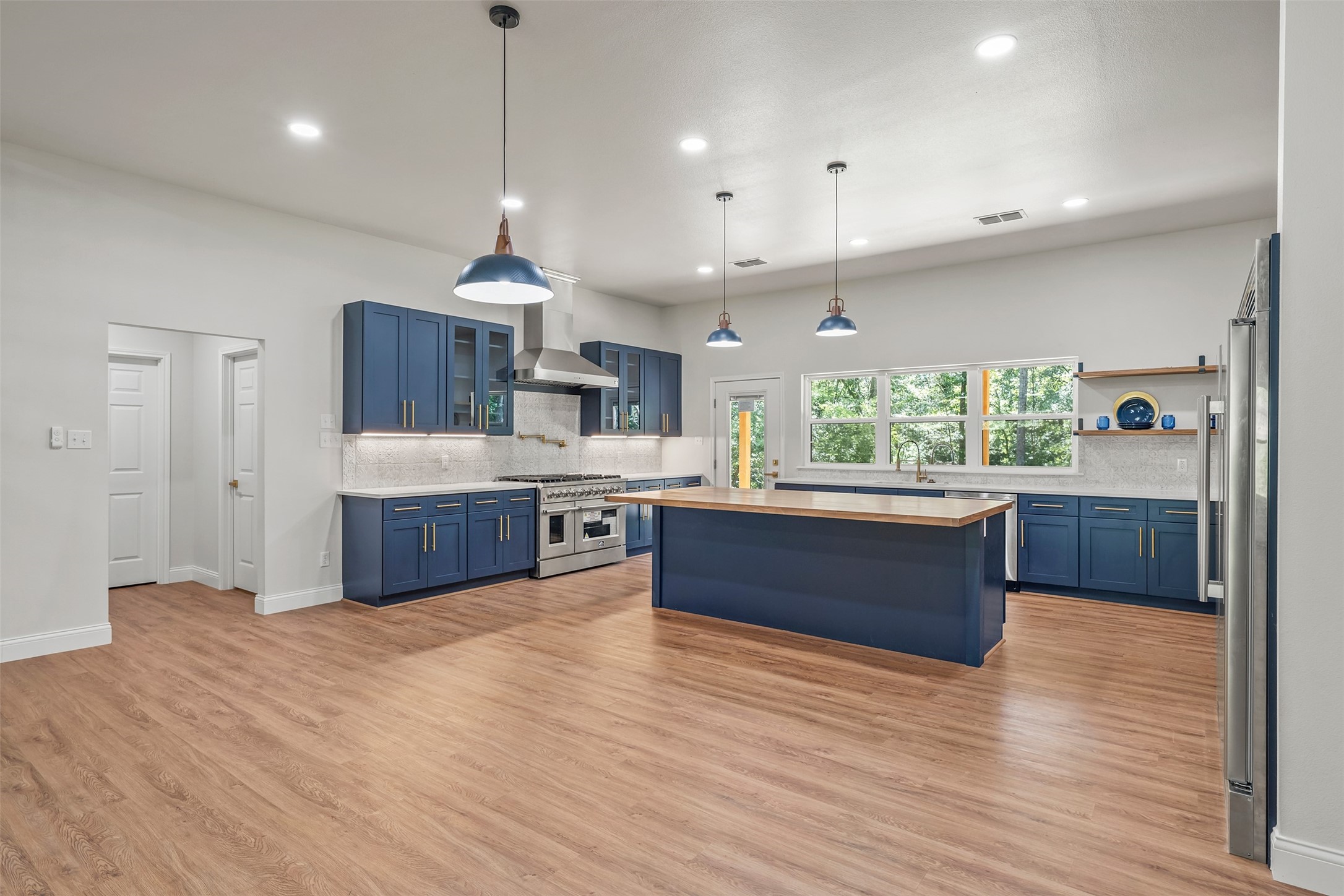 2133 Holly Trail E Holly Lake Ranch TX 75765