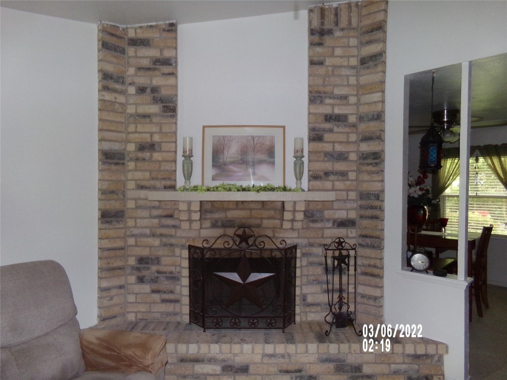 639 Randa Lane Desoto TX 75115
