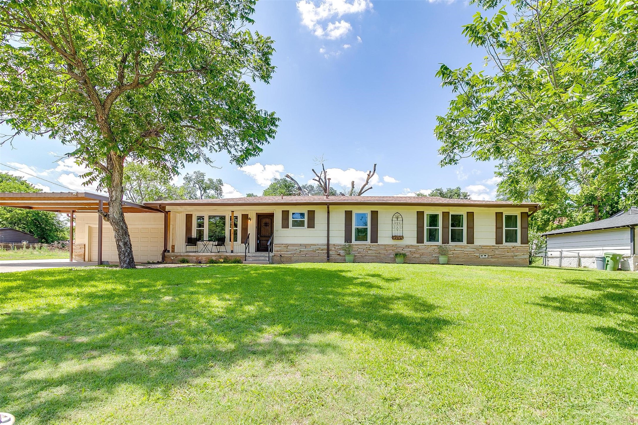 7063 Dover Lane Richland Hills TX 76118