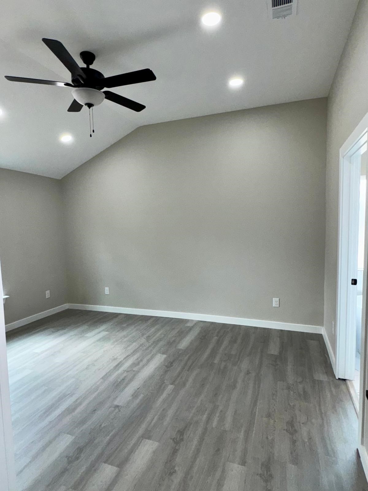 1844 W Houston Street Paris TX 75460
