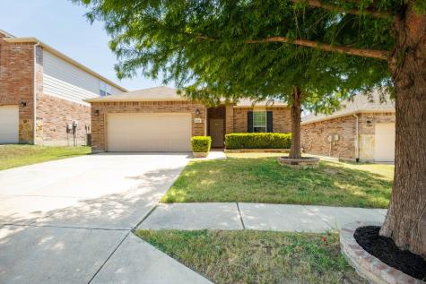2428 Gelbray Place Fort Worth TX 76131