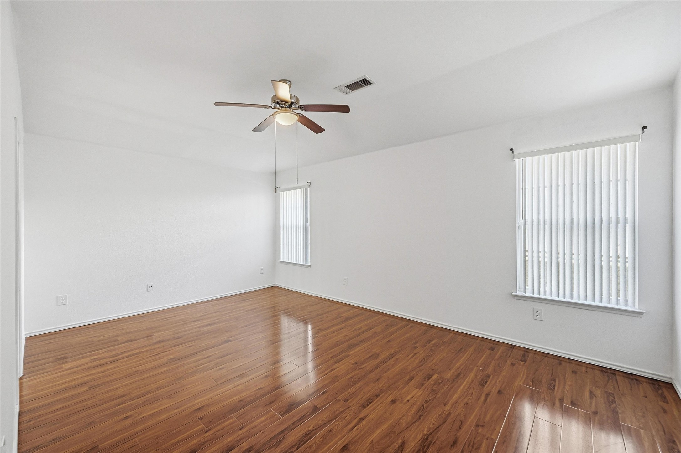 309 Moonlight Drive Euless TX 76039