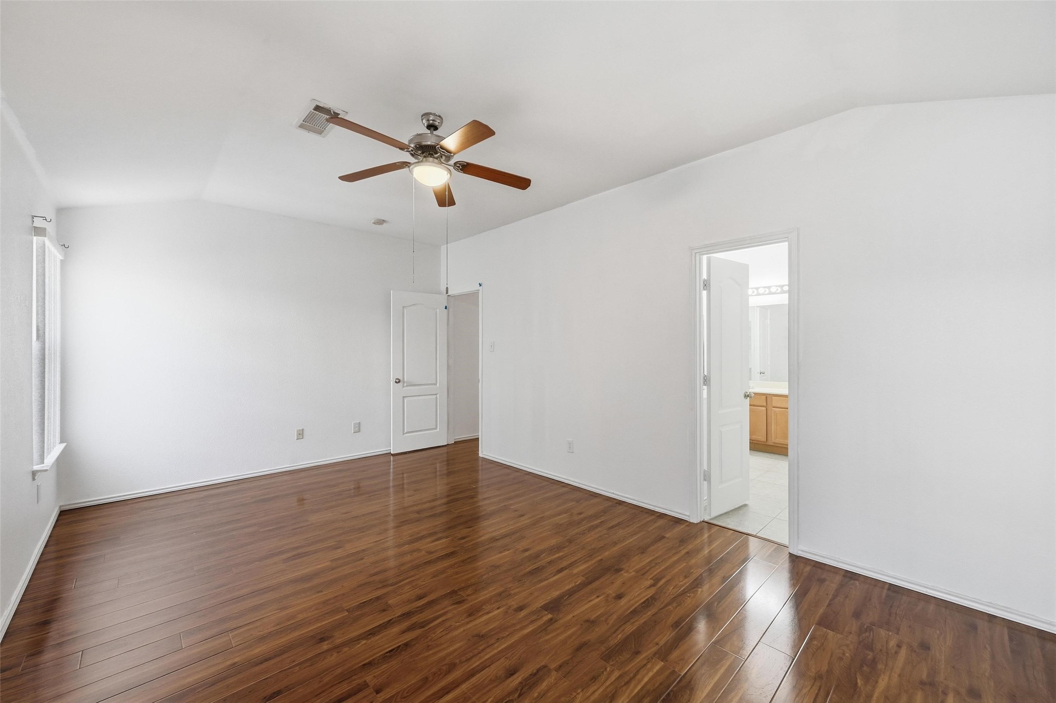 309 Moonlight Drive Euless TX 76039