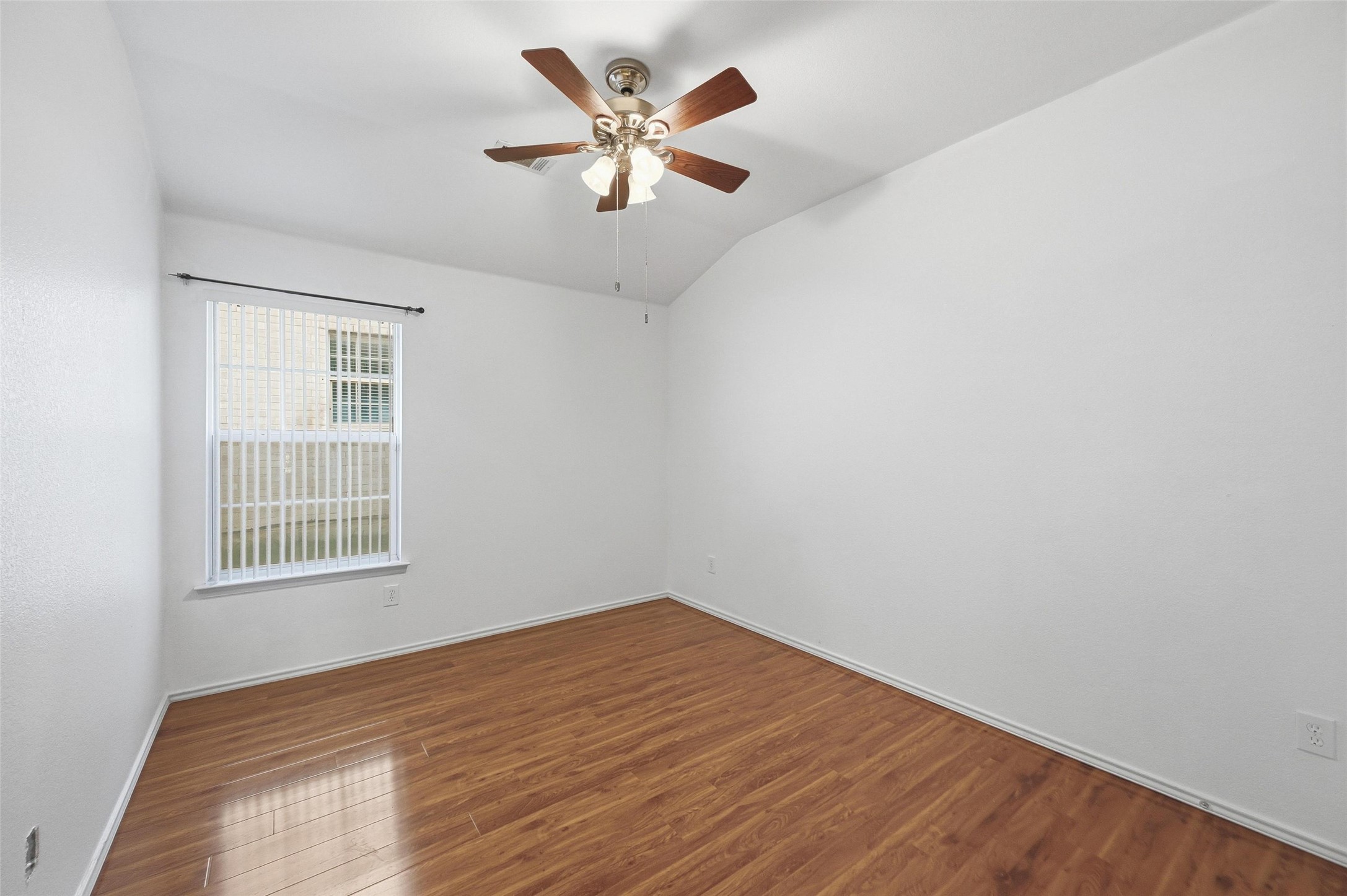 309 Moonlight Drive Euless TX 76039