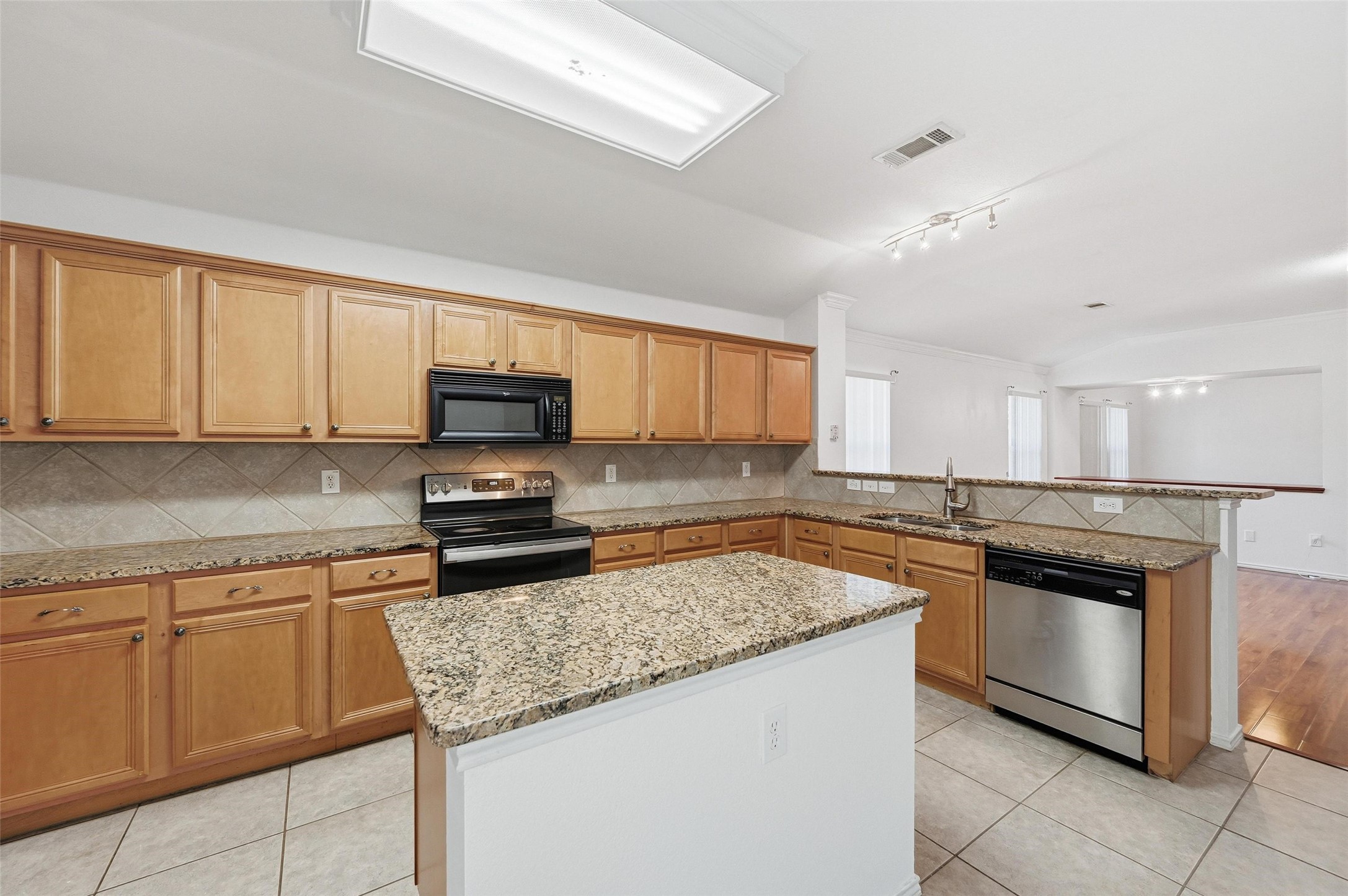 309 Moonlight Drive Euless TX 76039