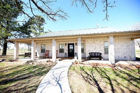 1835 Upper Montague Road Bowie TX 76230