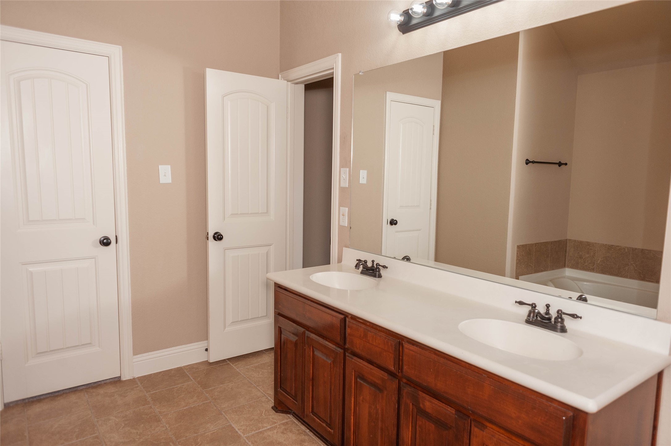 211 Range Road Waxahachie TX 75165