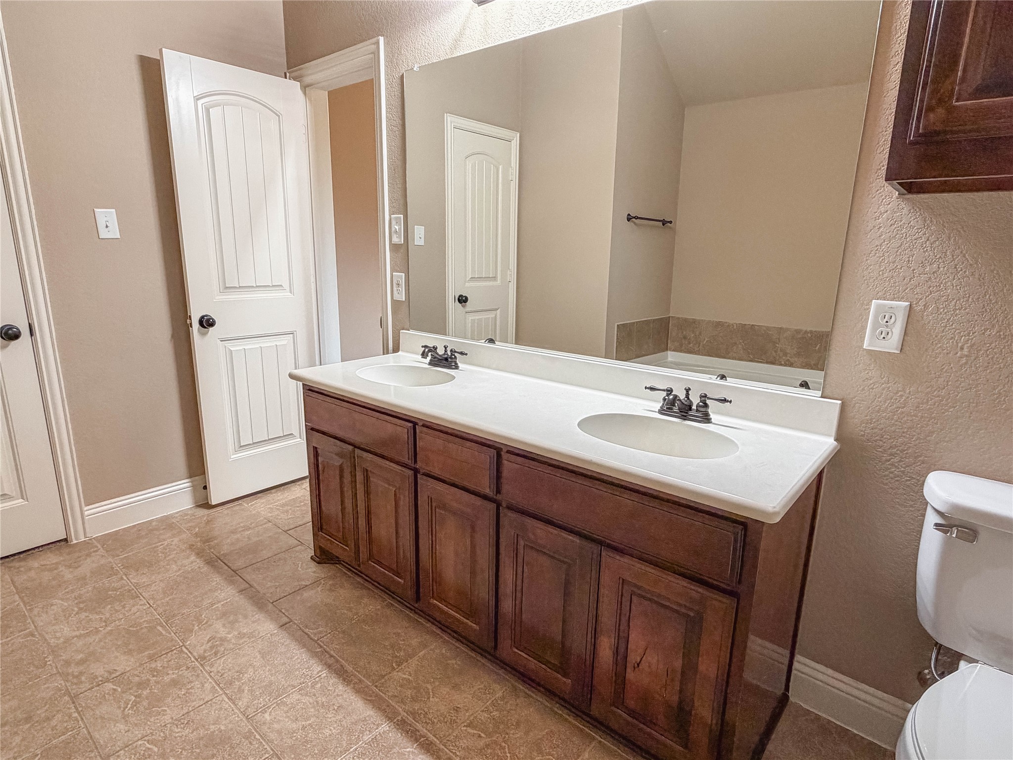 211 Range Road Waxahachie TX 75165