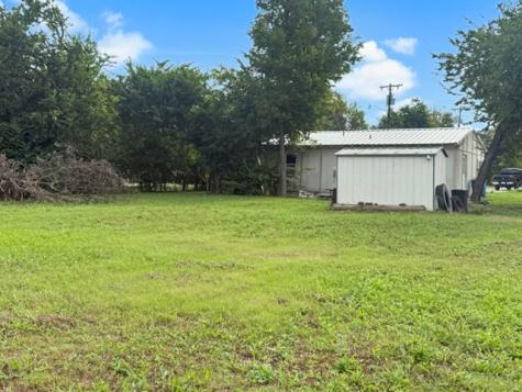 210 Carrie Mabrie Street Trenton TX 75490
