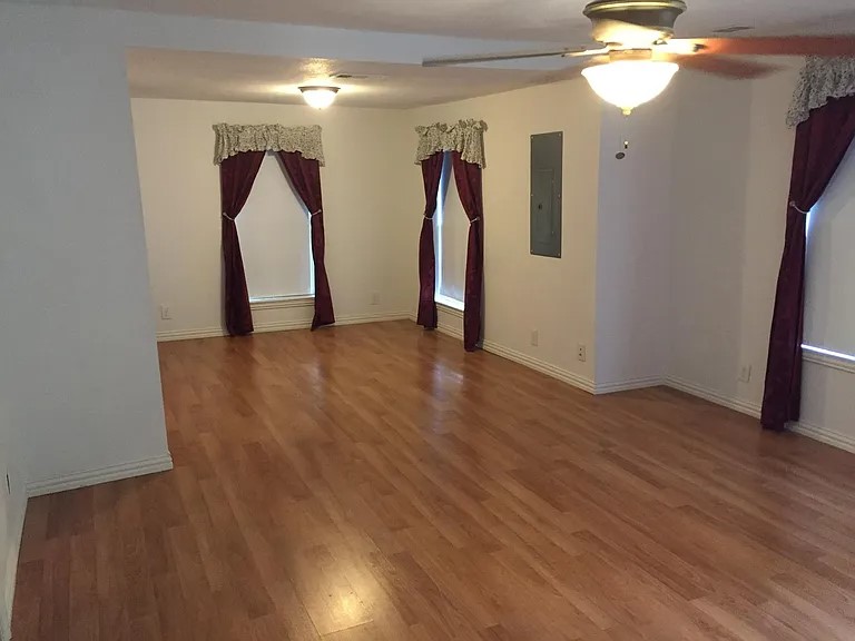 309 S Main Street Cedar Hill TX 75104