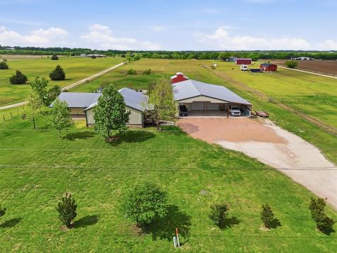 10208 County Road 418 Grandview TX 76050