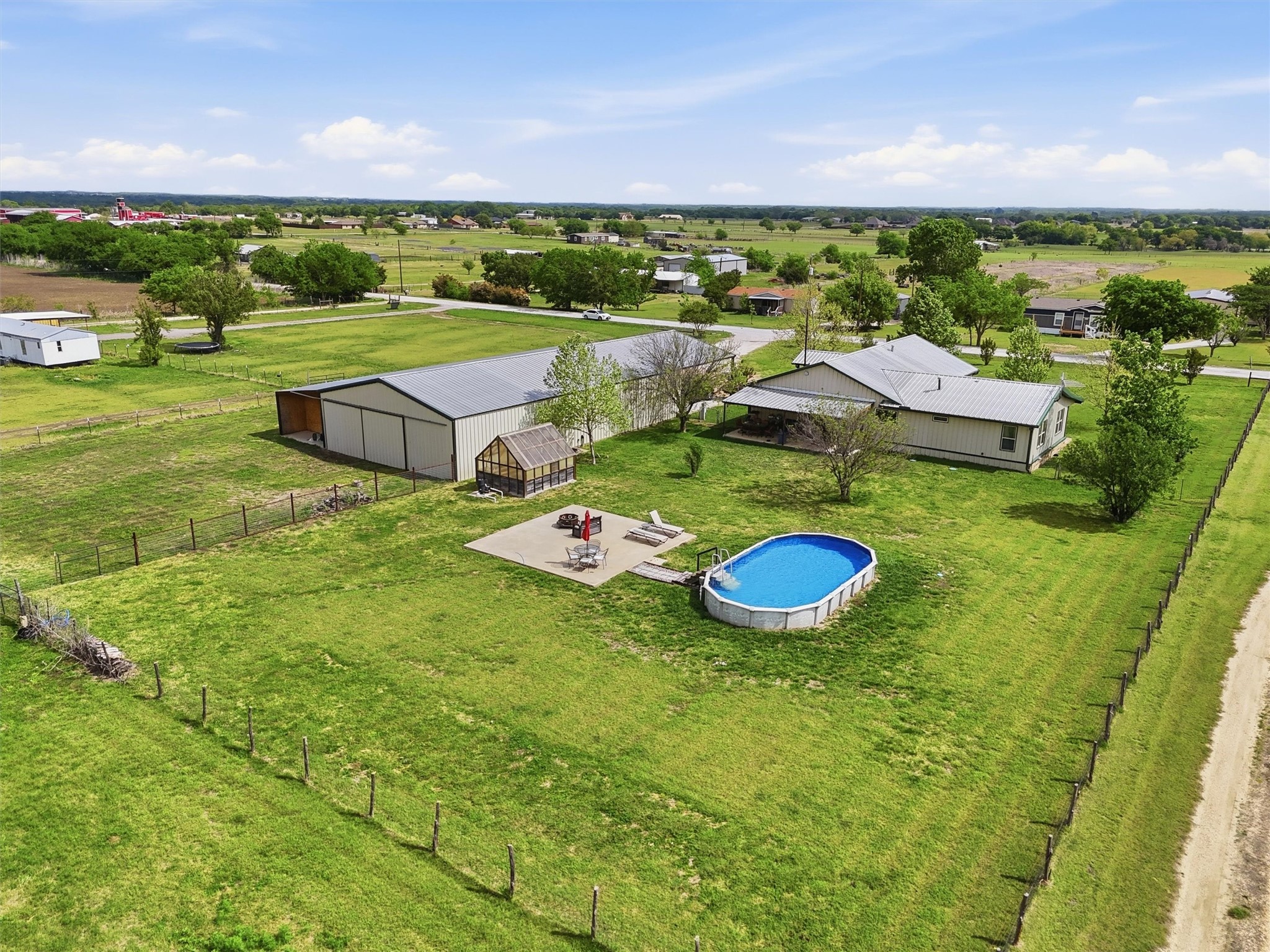 10208 County Road 418 Grandview TX 76050