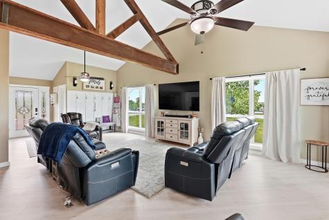 10208 County Road 418 Grandview TX 76050