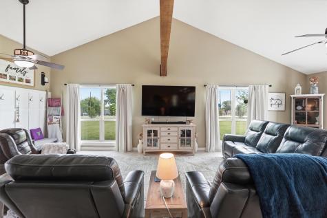 10208 County Road 418 Grandview TX 76050