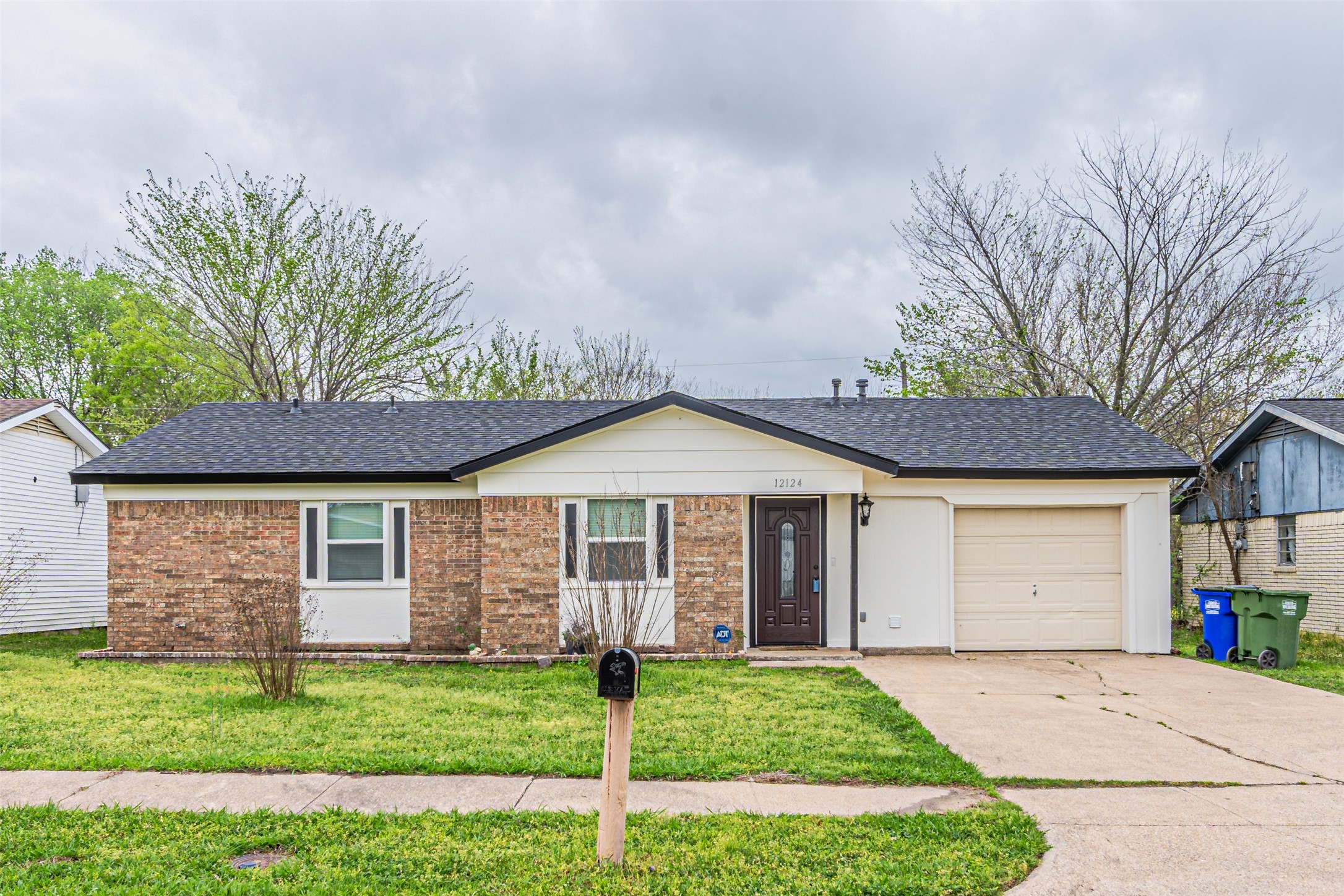 12124 Duchess Drive Balch Springs TX 75180