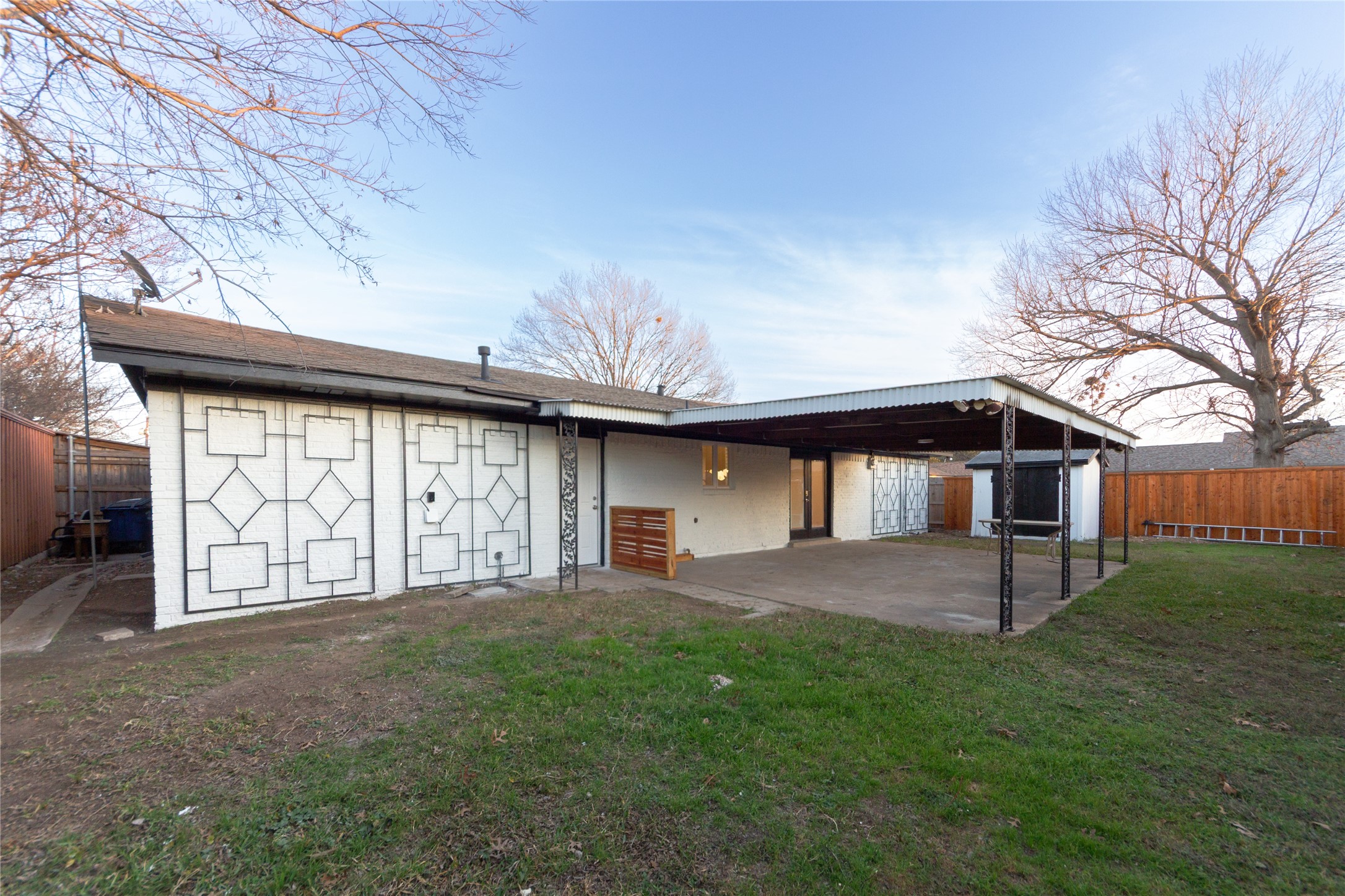 1241 Stevens Ridge Drive Dallas TX 75211
