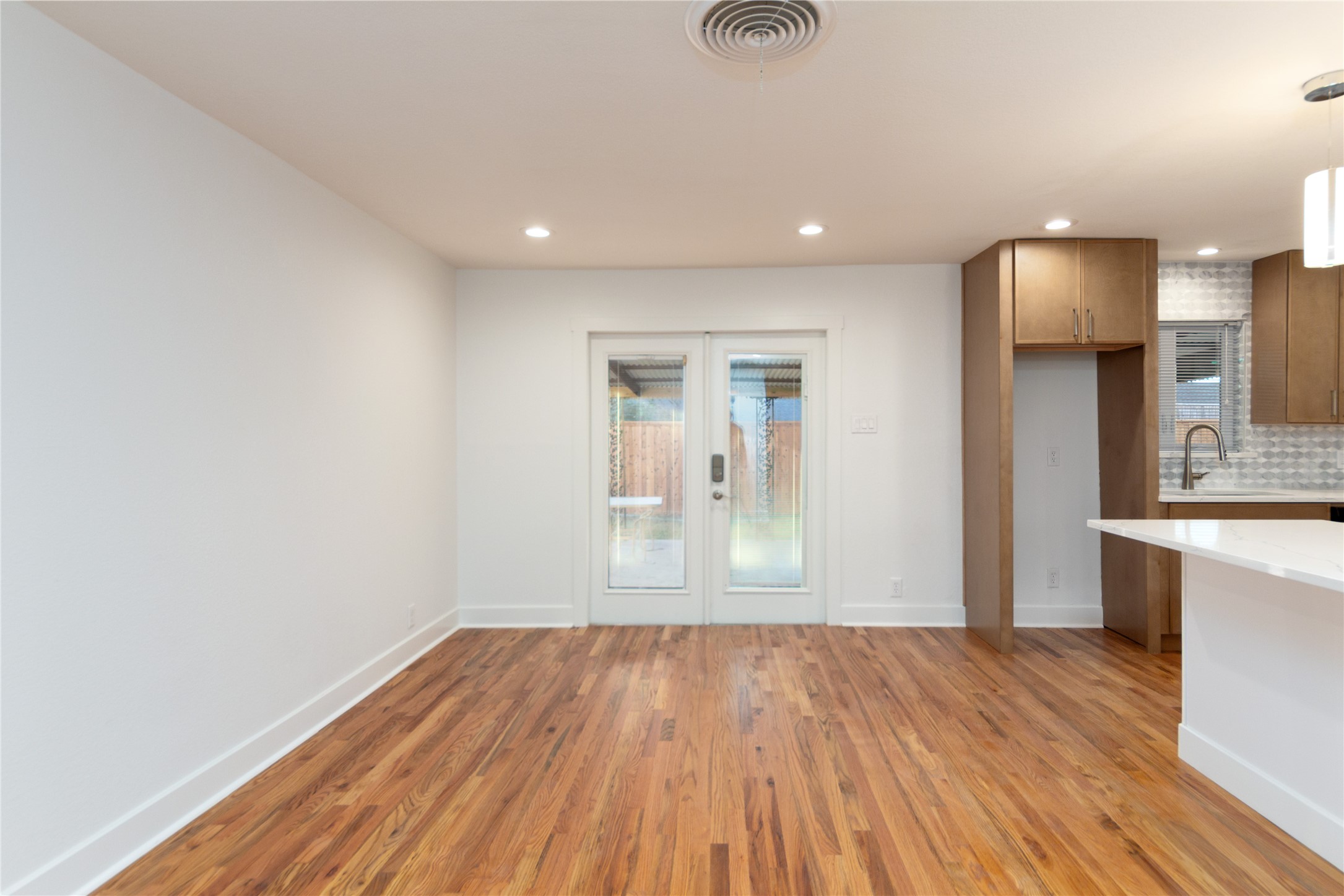 1241 Stevens Ridge Drive Dallas TX 75211