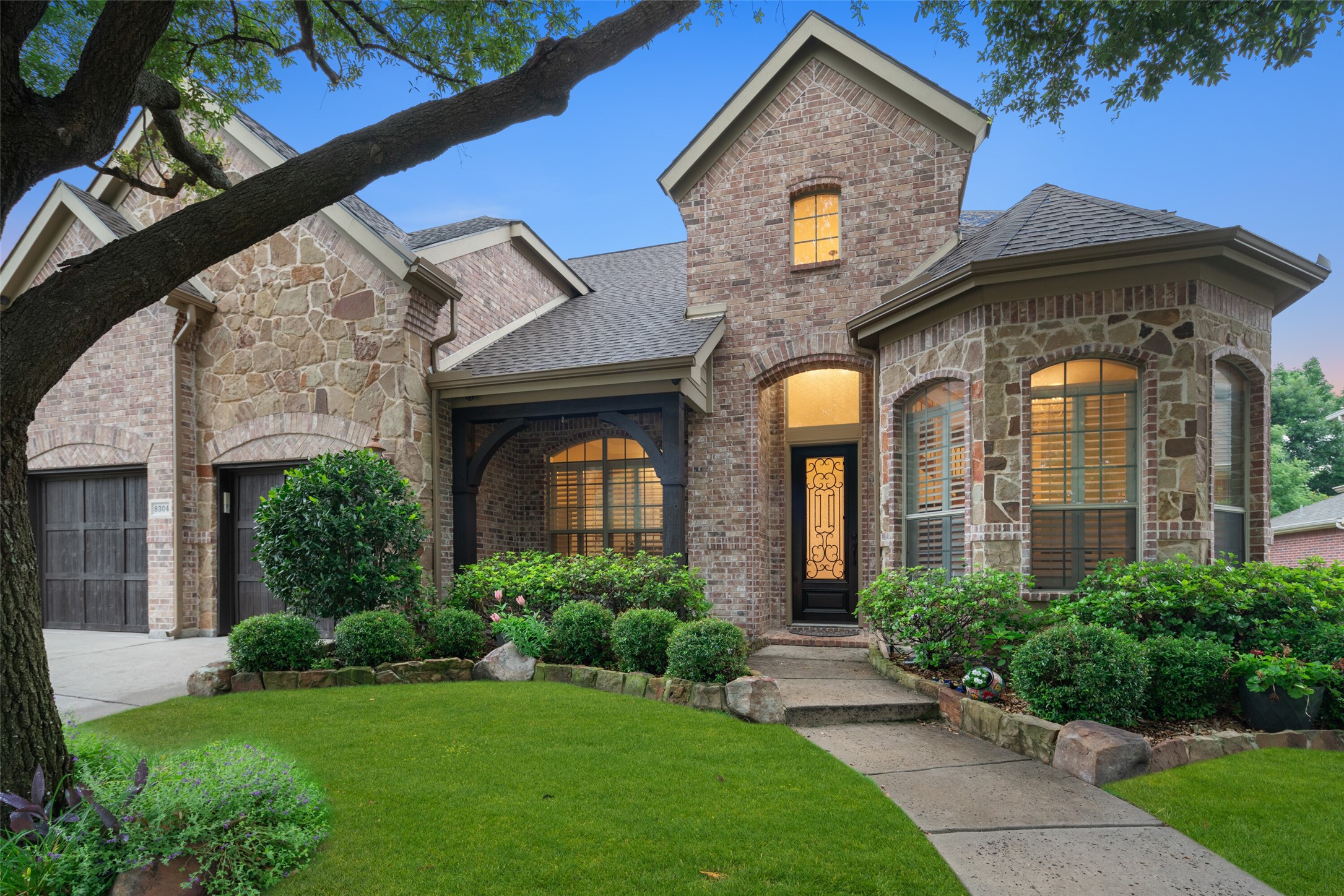 8304 Port Royal Lane Mckinney TX 75072