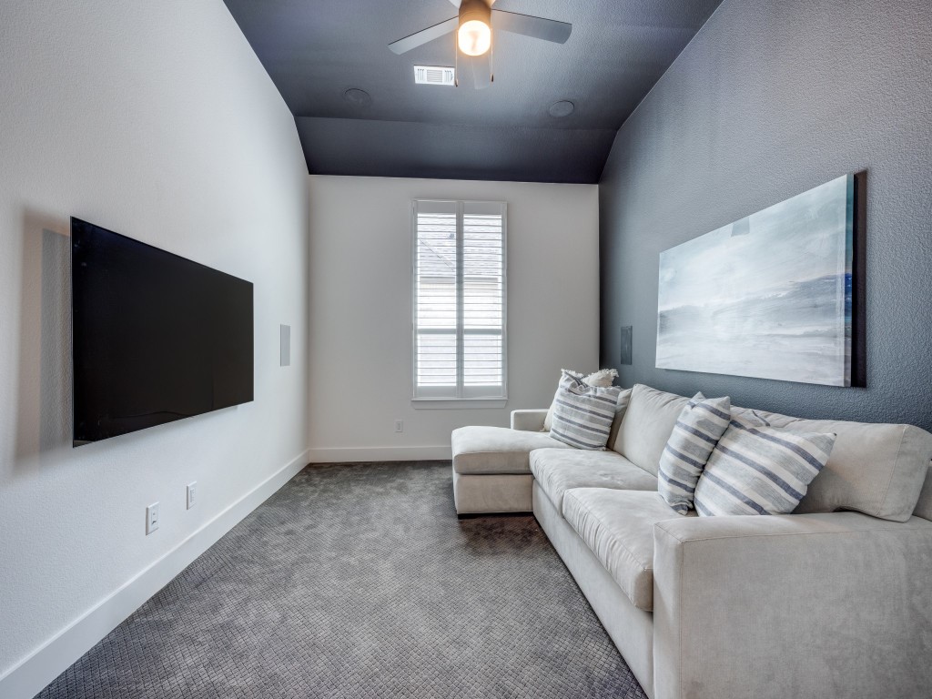 1823 Bell Court Van Alstyne TX 75495
