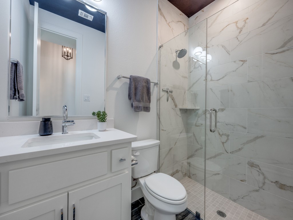 1823 Bell Court Van Alstyne TX 75495