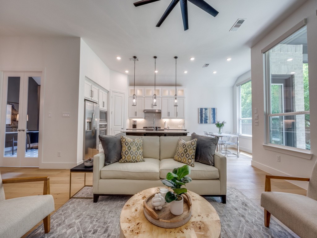 1823 Bell Court Van Alstyne TX 75495