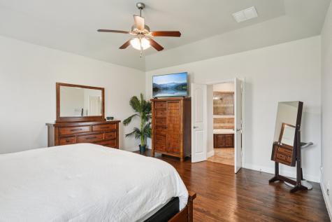 453 Lake Park Drive Midlothian TX 76065